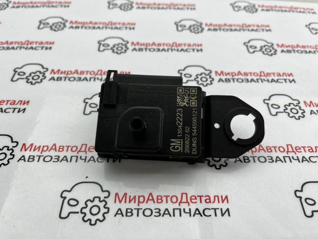 датчик загрязнения воздуха Buick ENVISION 2 поколение 2023, 2.0 л., бензин, АКПП, 13542223 - фото №1