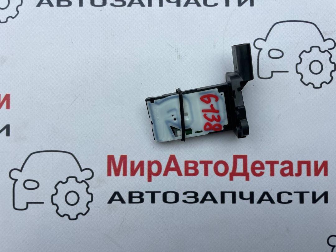 расходомер воздуха Cadillac XT5 2 поколение, 2.0 л., бензин, 12729015 - фото №1