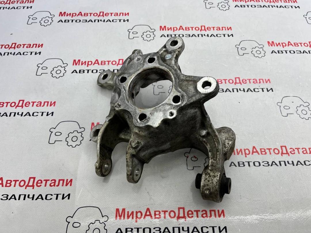 кулак задний левый Honda Civic 10 поколение 2018, 1.5 л., бензин, АКПП, седан - фото №1