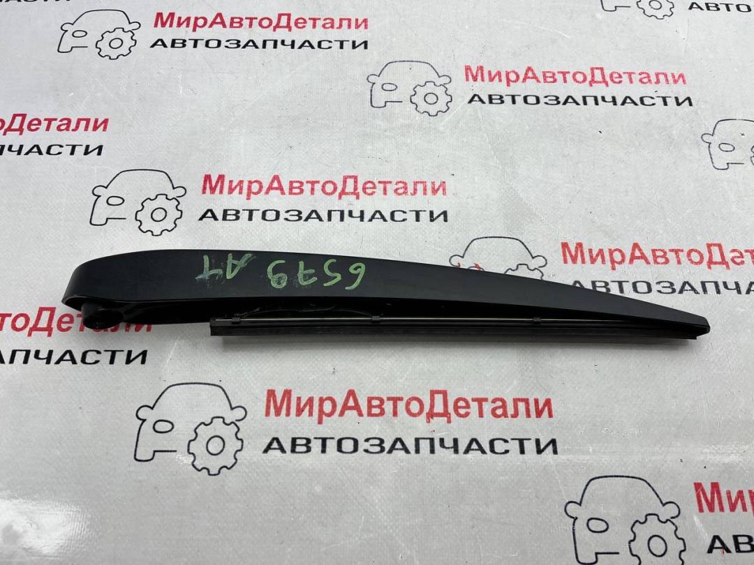 щеткодержатель задний Buick ENVISION 1 поколение (2016 - 2020) - фото №1