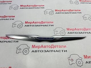 эмблема Chrysler Pacifica RU 2017