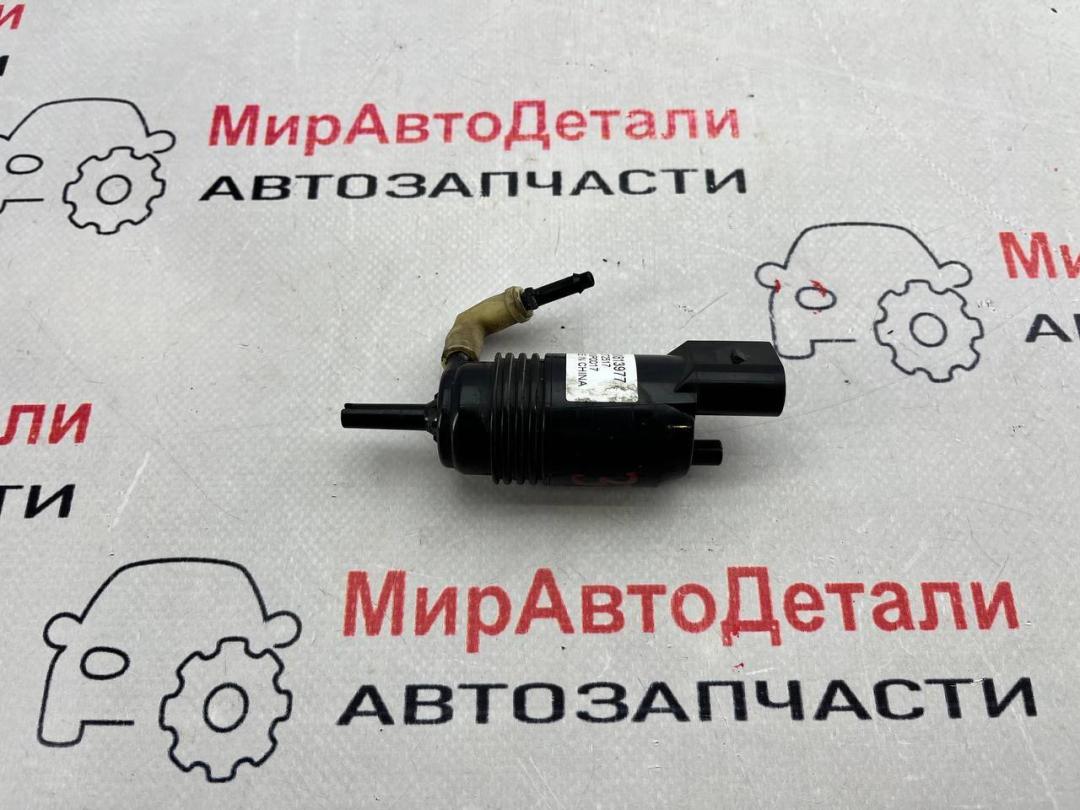 насос (моторчик) омывателя стекла Cadillac XT5 1 поколение (2016 - 2025), бензин, 813977 - фото №1