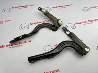 петля капота Chevrolet Bolt EUV 1 поколение 2023, электро, 42692629, 42692628