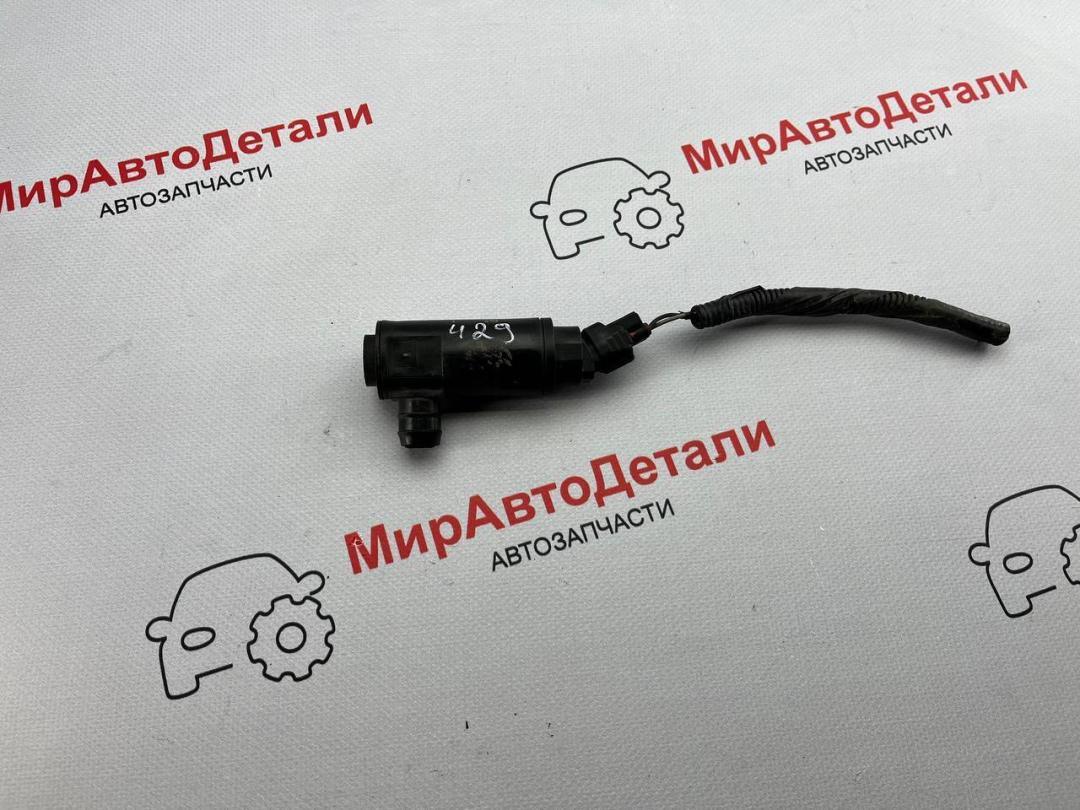 насос (моторчик) омывателя стекла Honda Civic 10 поколение 2017, 1.5 л., бензин, АКПП, купе, AW0602106410 - фото №1
