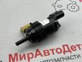 насос (моторчик) омывателя стекла Chevrolet Malibu 9 поколение [рестайлинг] (2018 - 2026), 813977 - фото №2
