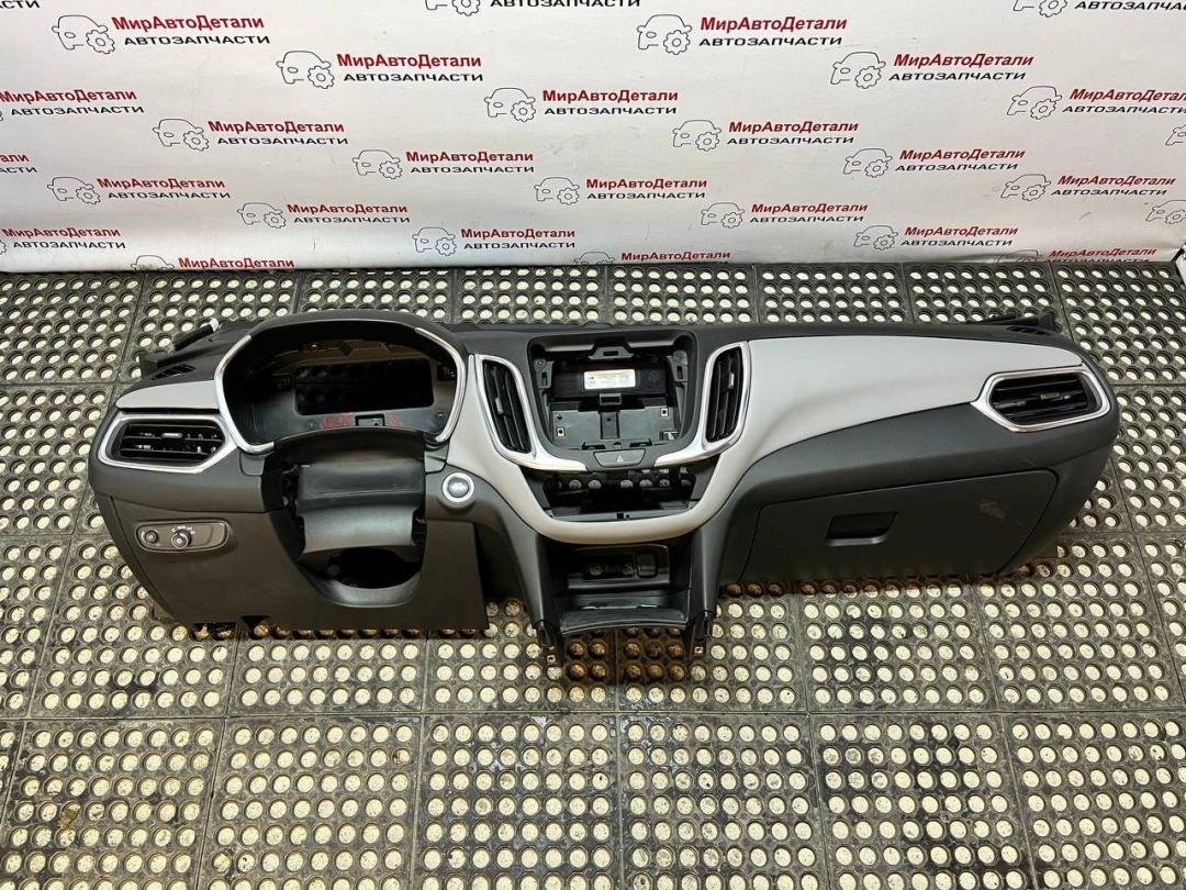 панель передняя салона (торпедо) Chevrolet Equinox 3 поколение 2021, 1.5 л., бензин, АКПП - фото №1
