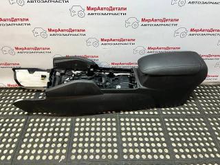 консоль салона Ford Escape 4 поколение CX482 2020, 1.5 л., бензин, АКПП, LJ6BS045M62