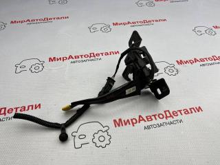 замок капота Chevrolet Equinox 3 поколение 2019, 1.5 л., бензин, АКПП, 84255978