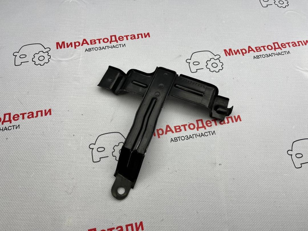 полка аккумулятора Chevrolet Equinox 3 поколение 2018, 1.5 л., бензин, АКПП, 84179725C - фото №1