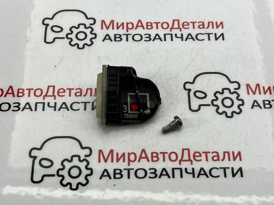 датчик давления в шине GMC Yukon 4 поколение, 13598772 - фото №1