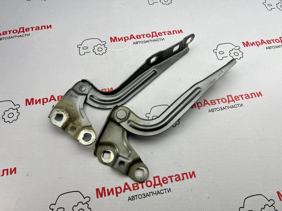 петля капота GMC Terrain 2 поколение 2019, 1.5 л., бензин, АКПП, 23173610, 23173611 - фото №1