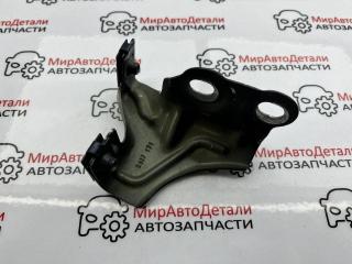 крепление ( кронштейн ) крыла Chevrolet Equinox 3 поколение 2019, 1.5 л., бензин, АКПП