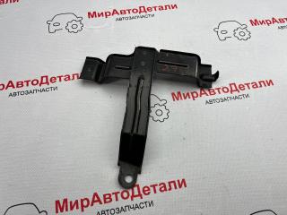 полка аккумулятора GMC Terrain 2 поколение 2019, 1.5 л., бензин, АКПП, 84179725C