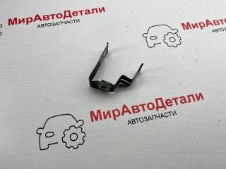 крепление ( кронштейн ) крыла Chevrolet Equinox 3 поколение 2019, 1.5 л., бензин, АКПП