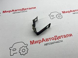 крепление ( кронштейн ) крыла Chevrolet Equinox 3 поколение 2019, 1.5 л., бензин, АКПП