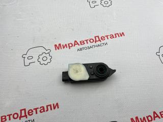 Моторчик жалюзи Chevrolet Equinox 3 поколение 2018, 1.5 л., бензин, АКПП, 23285638