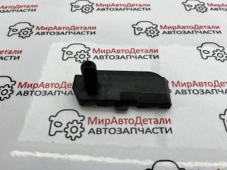 кронштейн радиатора Chevrolet Malibu 9 поколение [рестайлинг] 2020, 1.5 л., бензин, АКПП, DZ526002