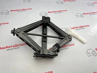 домкрат Ford Escape 4 поколение CX482 2020, 1.5 л., бензин, АКПП, LJ6C17A078AB