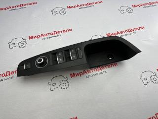 блок управления стеклоподъемниками Alfa Romeo Stelvio 1 поколение 2018, 2.0 л., бензин, АКПП, 01561288560