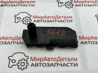 кронштейн радиатора Chevrolet Malibu 9 поколение [рестайлинг] 2019, 1.5 л., бензин, АКПП, DZ526002