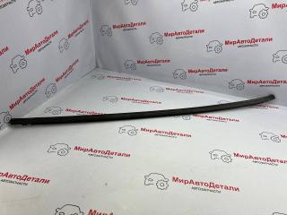 молдинг двери передней правой GMC Terrain 2 поколение [рестайлинг]