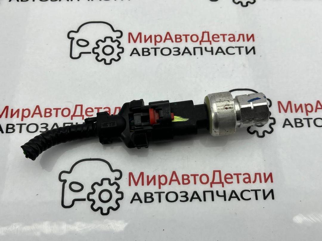 датчик кондиционера Chevrolet Trax 2 поколение, 13511536 - фото №1