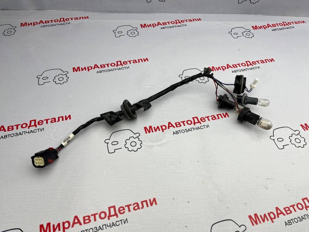 фонарь задний левый Chevrolet Trax 2 поколение 2025, 1.2 л., бензин, АКПП, 00281068 - фото №1