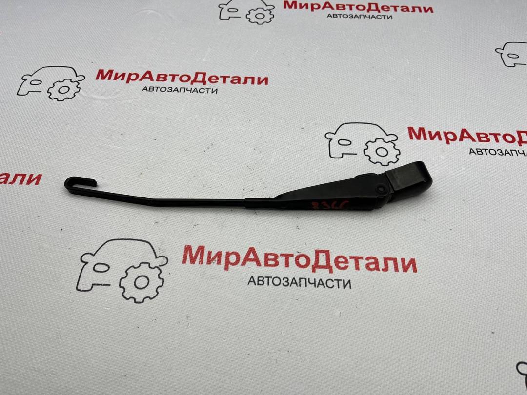 щеткодержатель задний Honda Civic 10 поколение 2017, 1.5 л., бензин, АКПП, хетчбэк 5 дв. - фото №1