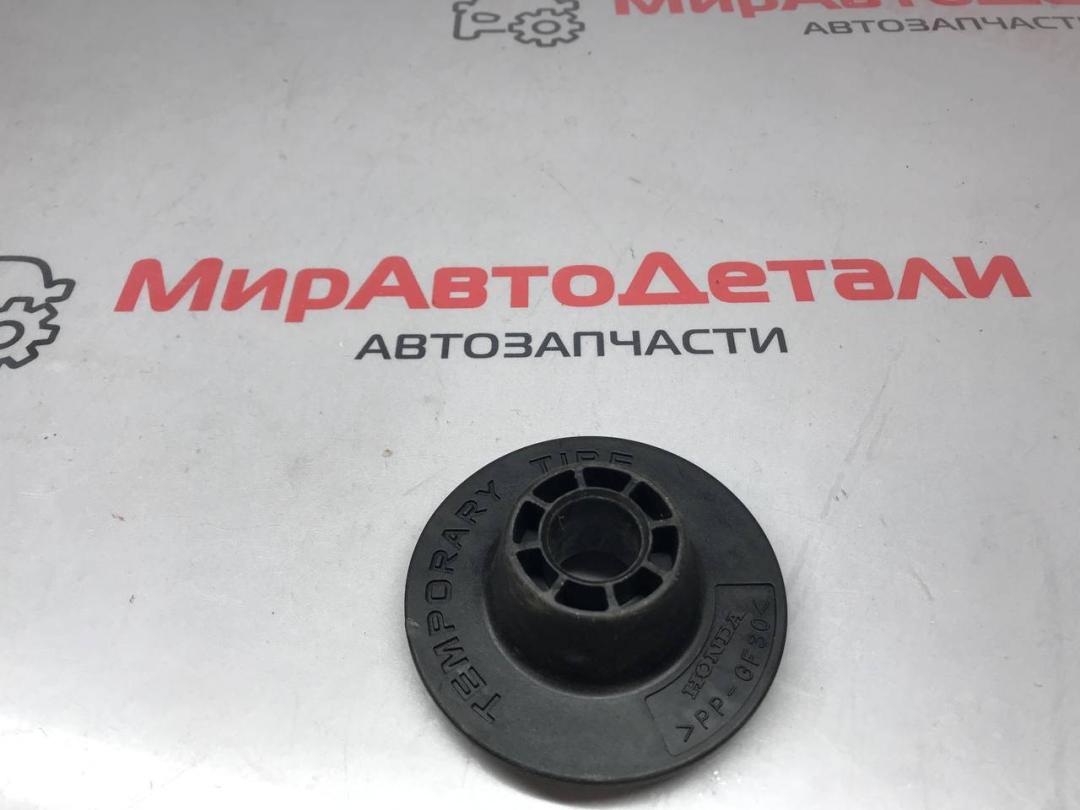 крепление запаски Honda Civic 10 поколение 2016, 1.5 л., бензин, АКПП, купе - фото №1