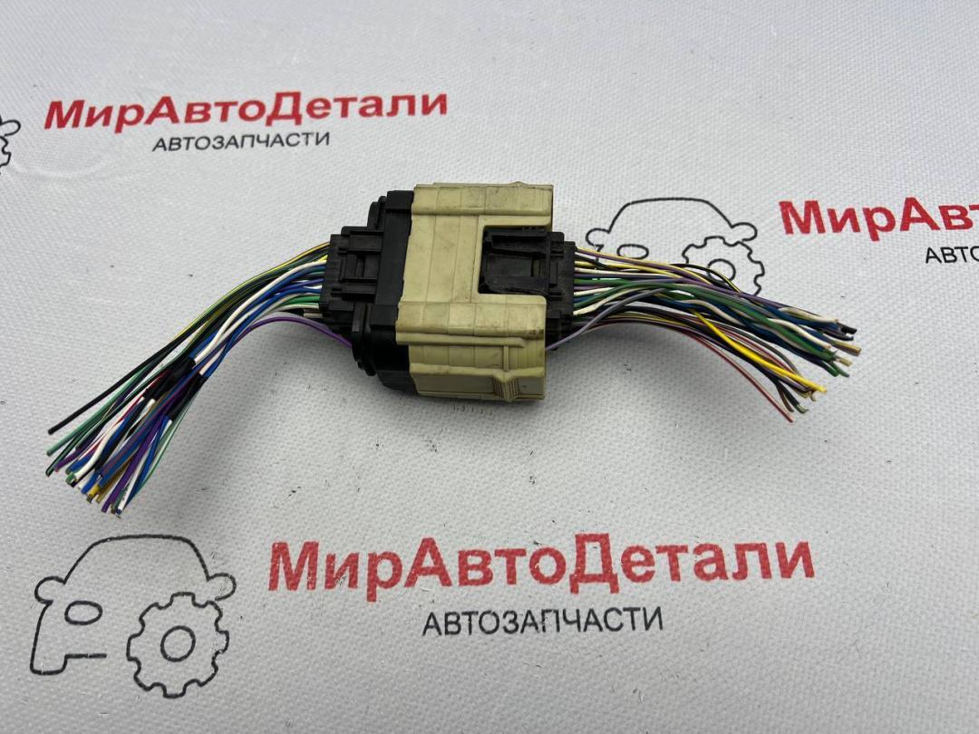 разъем (фишка) проводки Chevrolet TrailBlazer 3 поколение (2019 - 2026) - фото №1