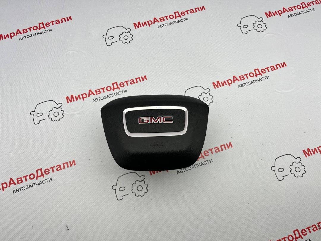 подушка безопасности водителя GMC Terrain 2 поколение 2021, 1.5 л., бензин, АКПП, 84624191 - фото №1