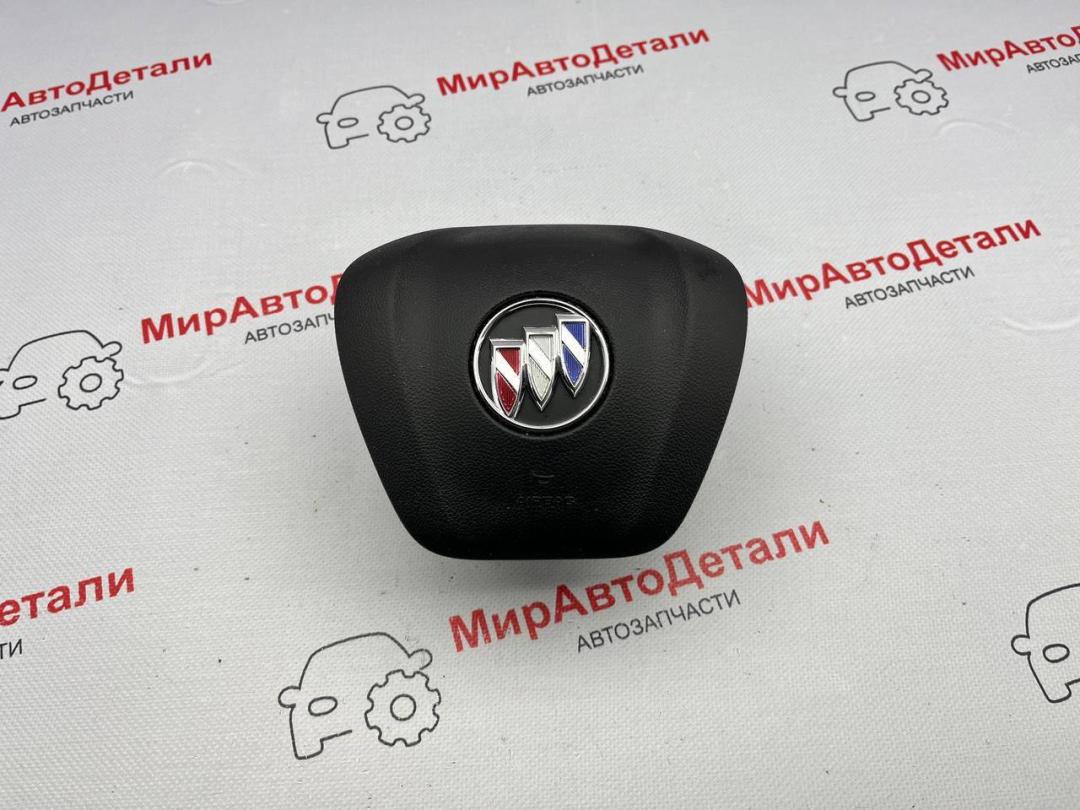 подушка безопасности водителя Buick Encore GX 1 поколение 2021, 1.2 л., бензин, АКПП, 60004187 - фото №1