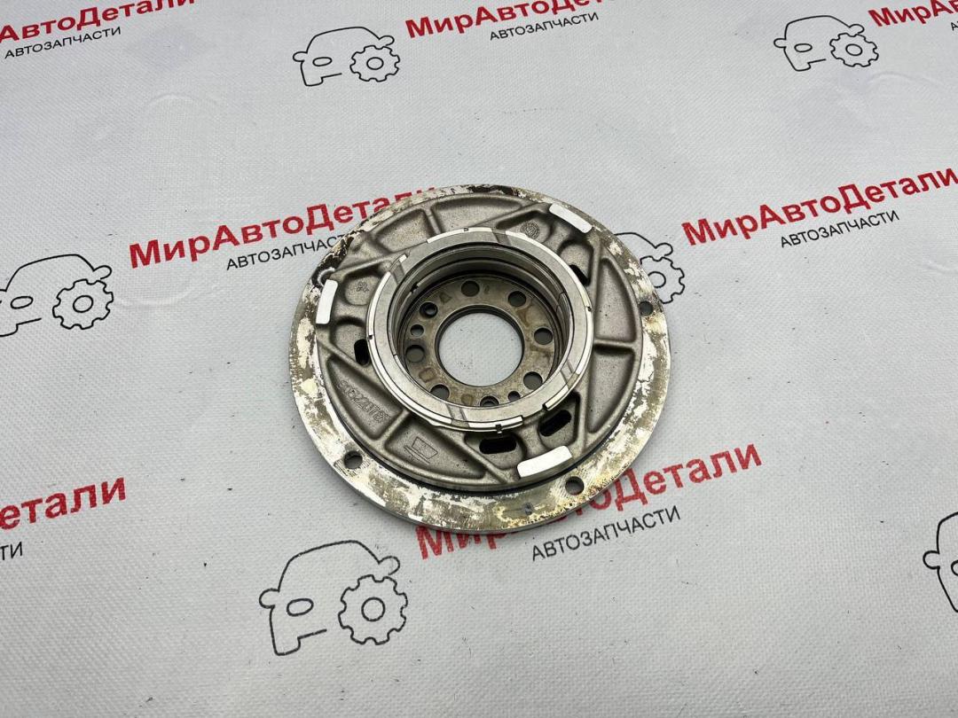крышка двигателя задняя Chrysler Grand Voyager 4 поколение (2000 - 2004), 2.5 л., дизель, 90522078F - фото №1