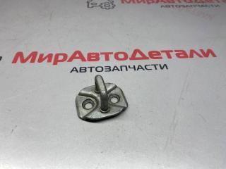 ответная часть (скоба) замка двери Alfa Romeo Stelvio 1 поколение 2018, 2.0 л., бензин, АКПП, B792