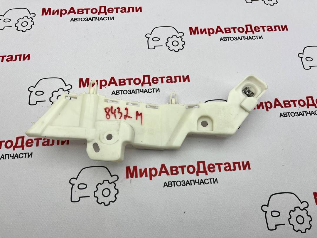 Крепление бампера переднего Buick Encore GX 1 поколение 2021, 1.2 л., бензин, АКПП, 42768141 - фото №1