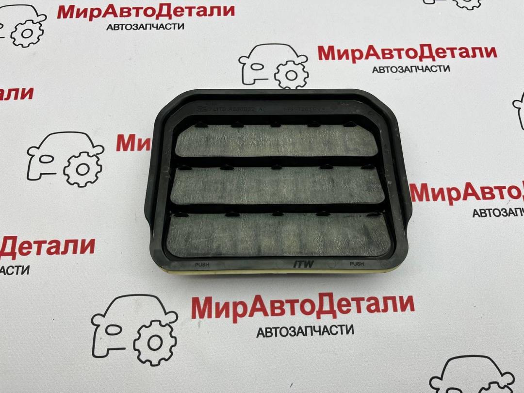 Решетка вентиляции кузова Ford Mustang Mach-E 1 поколение (2020 - 2024), L1TBA280B62AC - фото №1