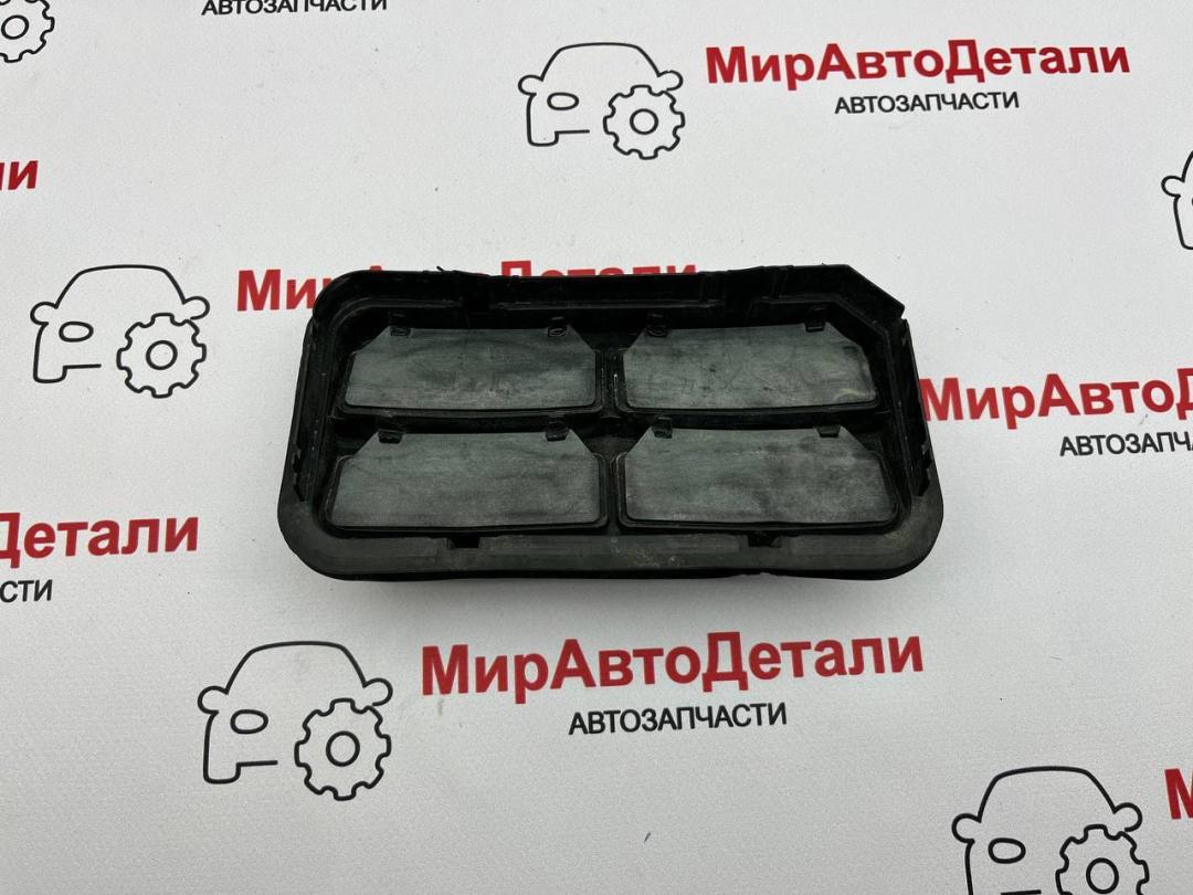 Решетка вентиляции кузова Chevrolet Bolt EUV 1 поколение (2021 - 2024), 22788177 - фото №1