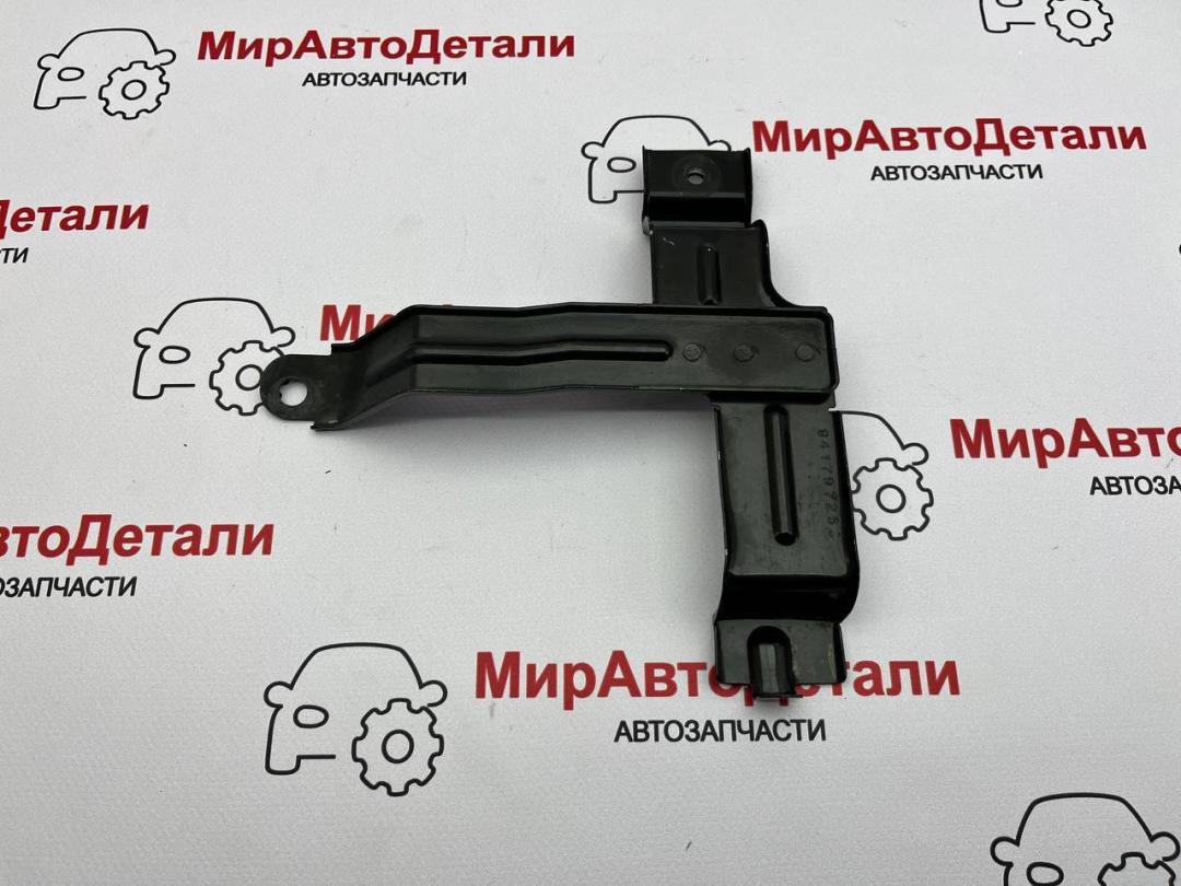 полка аккумулятора GMC Terrain 2 поколение 2019, 1.5 л., бензин, АКПП, 84179725C - фото №1