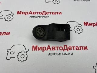 кронштейн радиатора Chevrolet Equinox 3 поколение 2019, 1.5 л., бензин, АКПП, 84164532