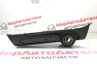 разъем AUX / USB Alfa Romeo Giulia 2 поколение 2020, 2.0 л., бензин, АКПП, 156146504