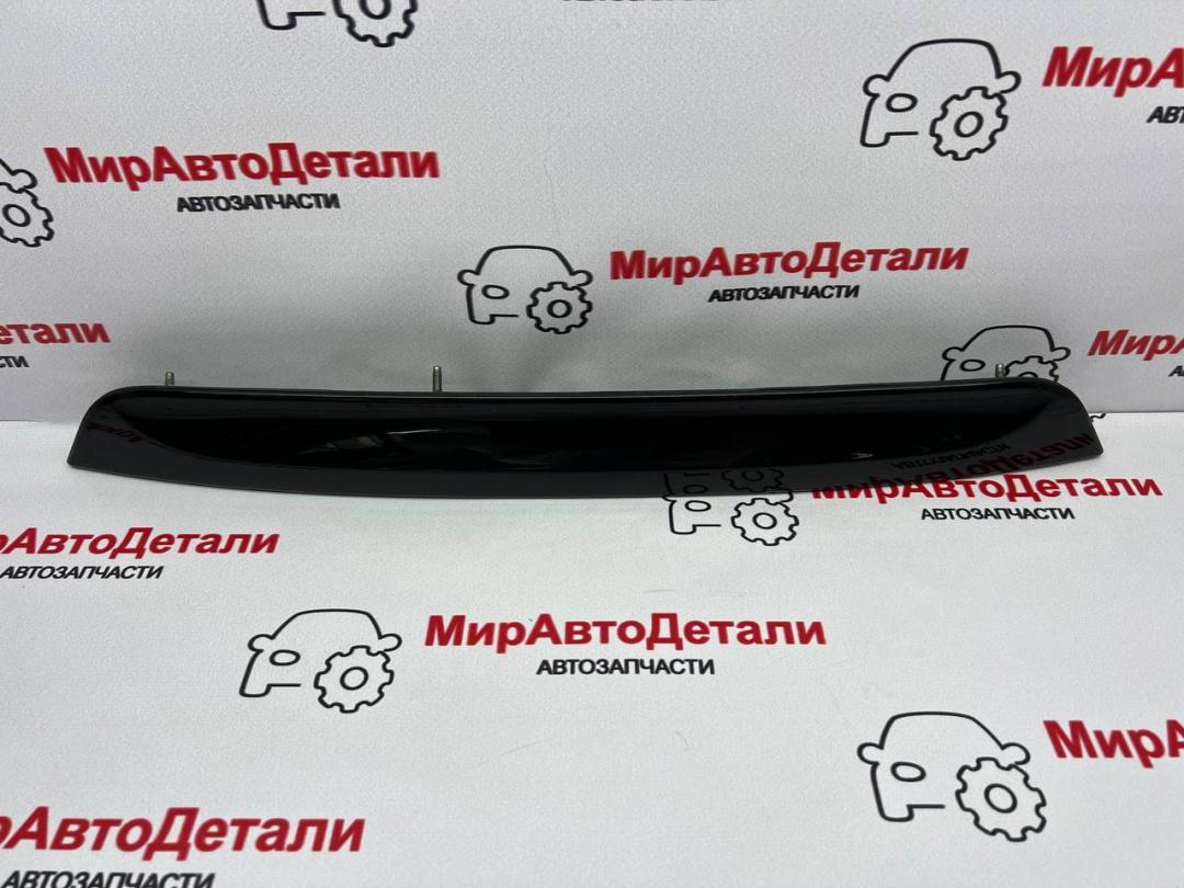 накладка подсветки номера GMC Terrain 2 поколение 2019, 1.5 л., бензин, АКПП, 23463264, 23463263 - фото №1