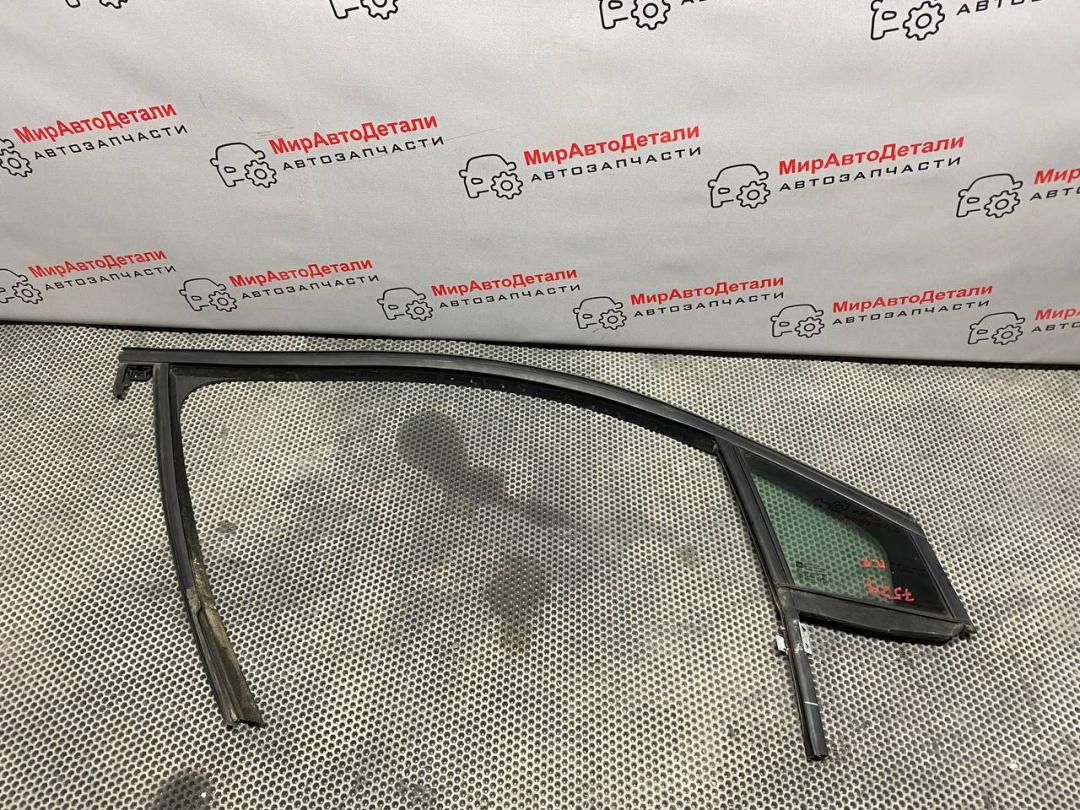 форточка передняя правая Chevrolet Cruze 2 поколение 2016, 1.4 л., бензин, АКПП, седан - фото №1
