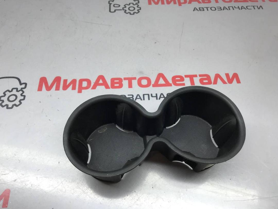 консоль салона GMC Terrain 2 поколение 2018, 1.5 л., бензин, АКПП, 84108137 - фото №1