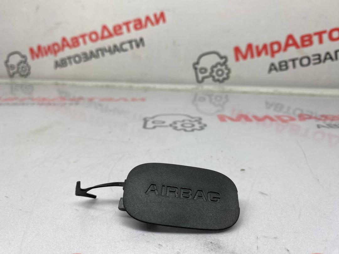 обшивка стойки центральной правой Buick Encore GX 1 поколение 2020, 1.3 л., бензин, АКПП - фото №1