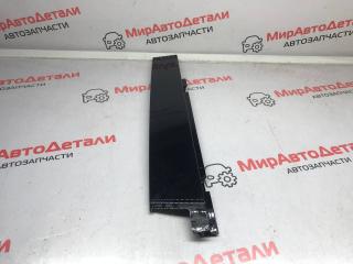 молдинг двери передней правой Chevrolet Equinox 3 поколение 2019, 1.5 л., бензин, АКПП, 84242447