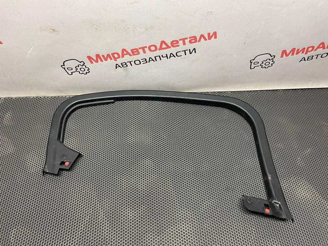 молдинг двери задней левой Alfa Romeo Stelvio 1 поколение 2018, 2.0 л., бензин, АКПП, 156129051 - фото №1