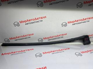 молдинг двери передней правой Chevrolet Camaro 6 поколение 2018, 3.6 л., бензин, АКПП, купе