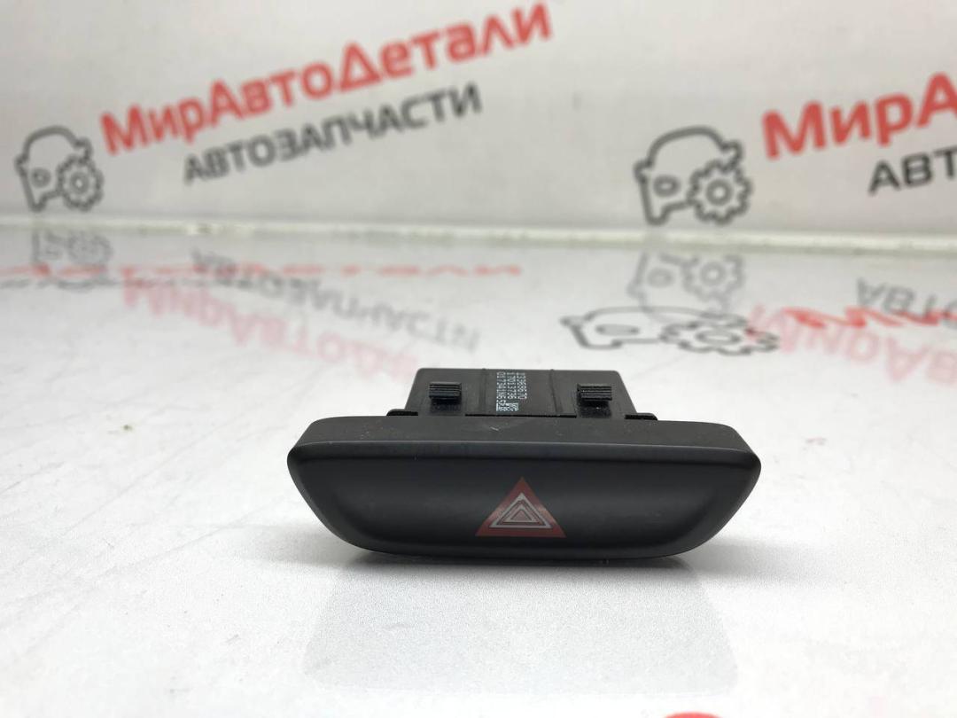 кнопка аварийной сигнализации GMC Terrain 2 поколение 2018, 1.5 л., бензин, АКПП, 23368670 - фото №1