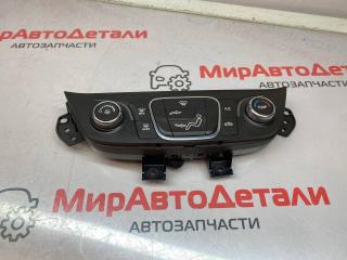 блок управления печки / климат-контроля Chevrolet Equinox 3 поколение 2018, 1.5 л., бензин, АКПП, 84175393