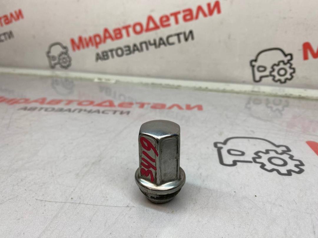 гайка колесная Chevrolet Traverse 2 поколение 2019, 3.6 л., бензин - фото №1